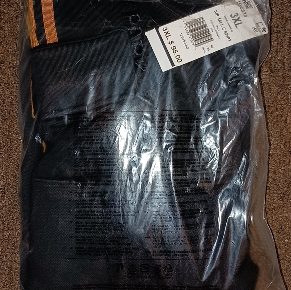 Ivy Park X Adidas Cargo Sweatpants (Gender Neutral) - Picture 7 of 7